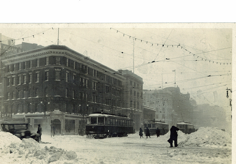 Postcard 1388: [Main Street, Winnipeg, Man.] (1925])