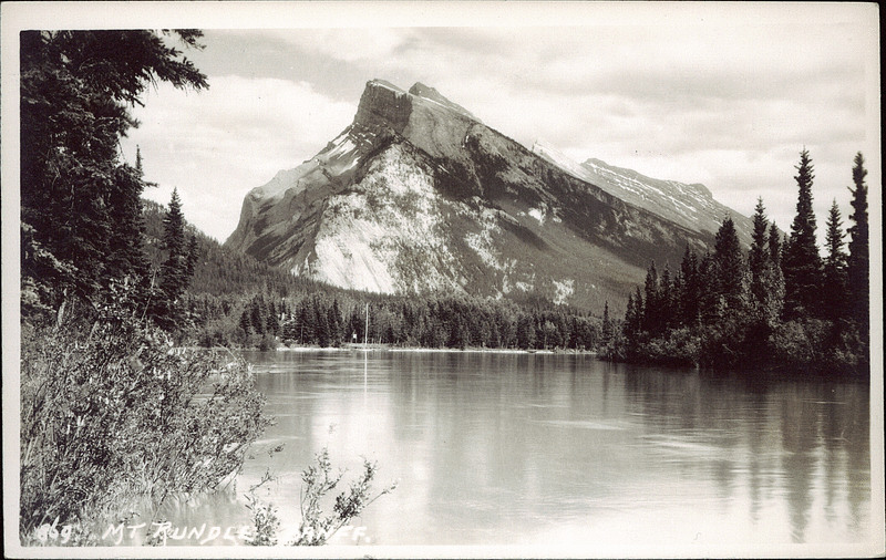 Postcard 7633: Harmon Byron, Mt Rundle. Banff. (cca. 1930)